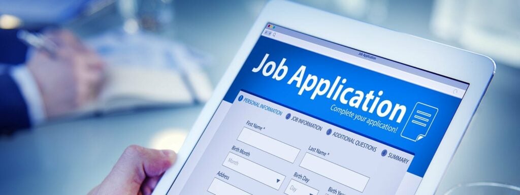 job-app-tablet-shutterstock_241735381-1600x600